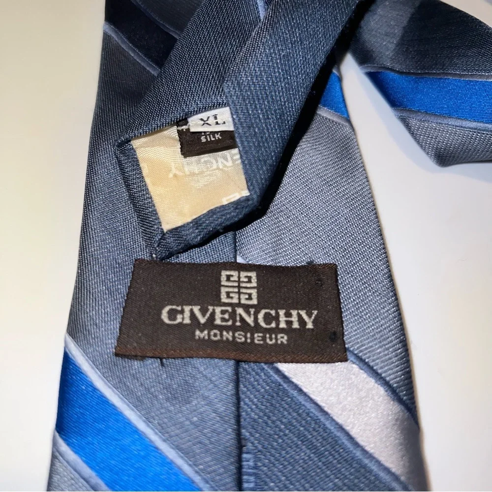 Givenchy sophisticated tie